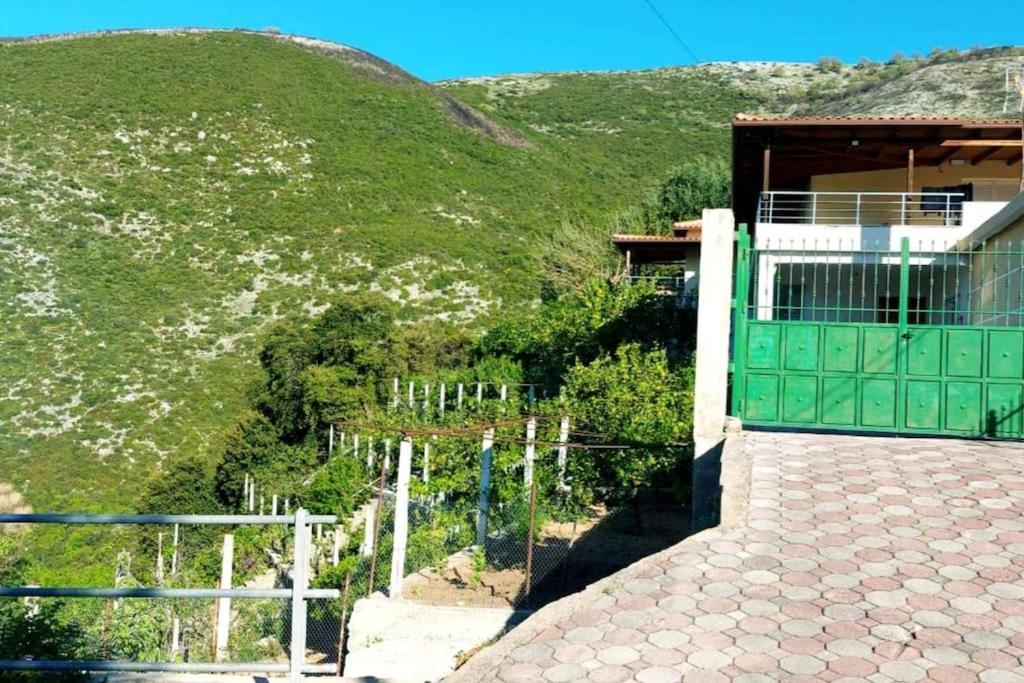 Apartment Philoxenia Guest Himare